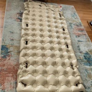 EHOB WAFFE EXPANSION CONTROL MATTRESS with non-electric hand pump